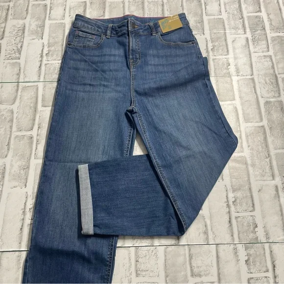 There Abouts Women’s Jeans high rise mini mom jeans. Size 14R. New with tags. - Picture 1 of 14